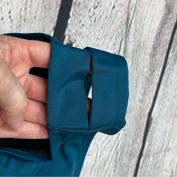 â¨NWT! Naiad Bikini Bottom in Deep Lagoon by Title Nine. - Picture 4 of 10